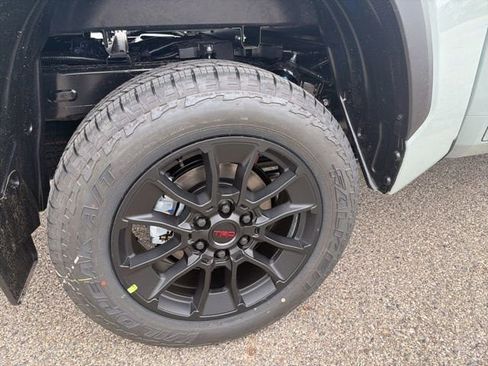 New 2026 Toyota Tundra Limited AWD/4WD image 6