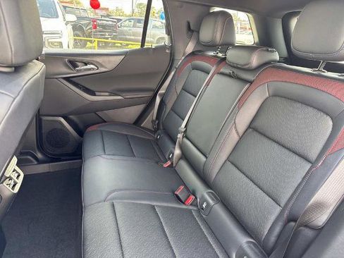 New 2026 Chevrolet Equinox RS w/ LPO, Floor Liner Package image 9
