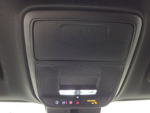 Used 2024 Chevrolet Traverse LT AWD/4WD image 14