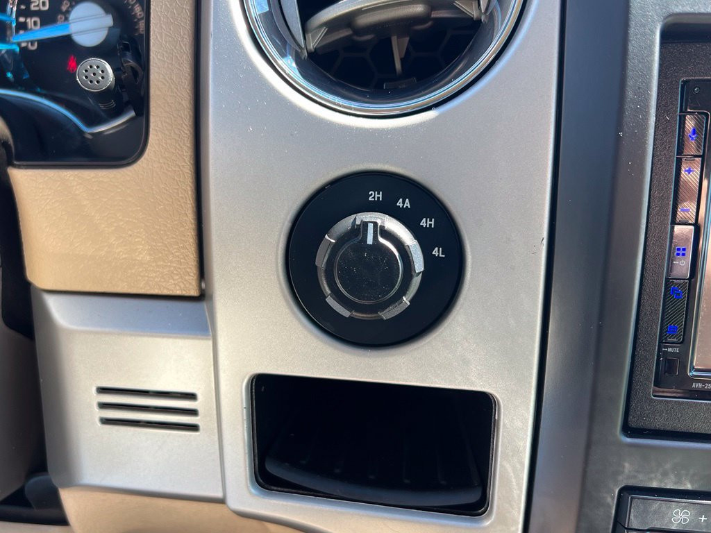 Used 2012 Ford F150 Lariat w/ Lariat Chrome Pkg AWD/4WD image 31