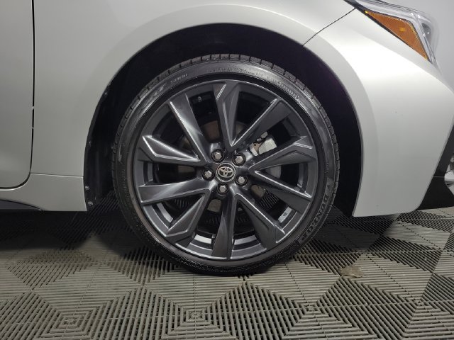 Used 2025 Toyota Corolla SE FWD image 11