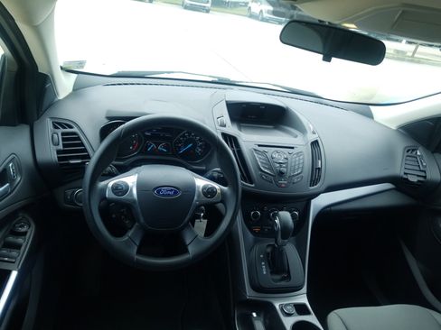 Used 2016 Ford Escape SE FWD image 18