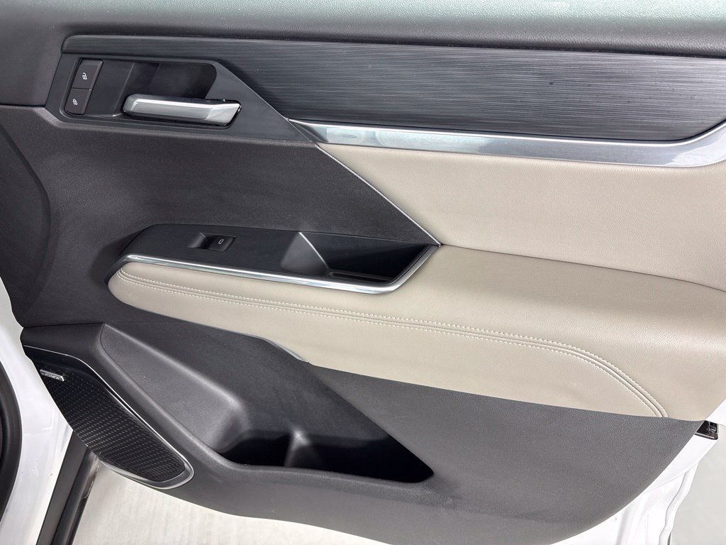 Certified 2026 GMC Acadia Elevation FWD image 18