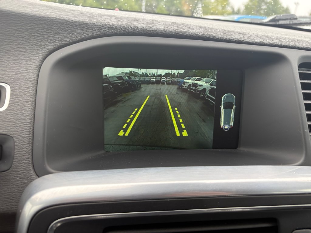 Used 2017 Volvo V60 T5 Premier w/ Convenience Package FWD image 18