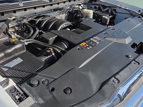 Used 2016 Chevrolet Silverado 1500 LT w/ All Star Edition RWD image 18