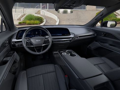 New 2026 Cadillac Lyriq Luxury image 15