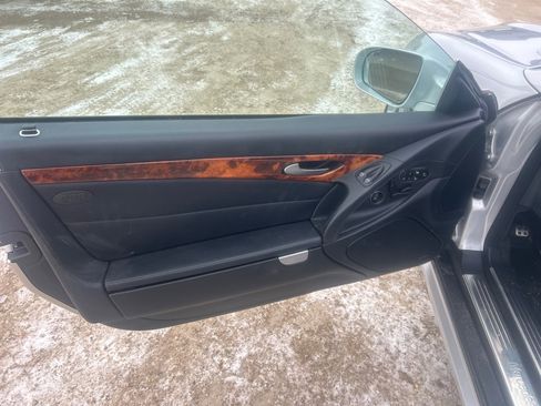 Used 2009 Mercedes-Benz SL 550 w/ Premium I Pkg image 11