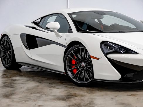 Used 2017 McLaren 570S Coupe image 7