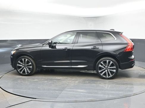 Used 2023 Volvo XC60 B5 Ultimate w/ Protection Package Premier image 5