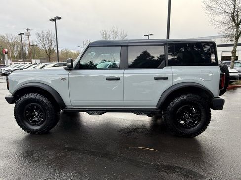 Used 2024 Ford Bronco Wildtrak image 10