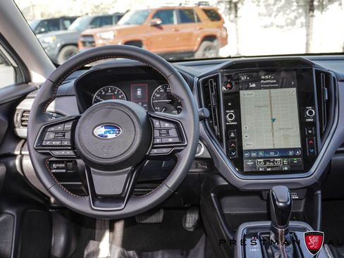 Used 2025 Subaru Crosstrek 2.5i Limited image 2
