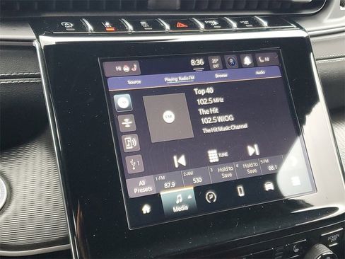 Used 2023 Jeep Grand Cherokee L Laredo image 19