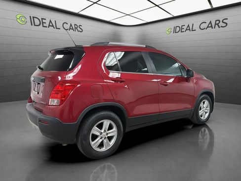 Used 2015 Chevrolet Trax LT w/ LT Plus Package FWD image 5