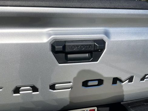 New 2026 Toyota Tacoma SR5 image 15