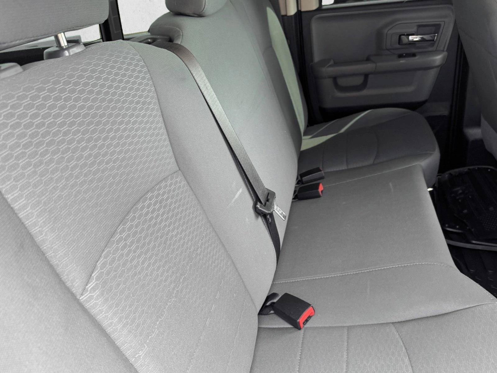 Used 2019 RAM 1500 Classic SLT AWD/4WD image 18