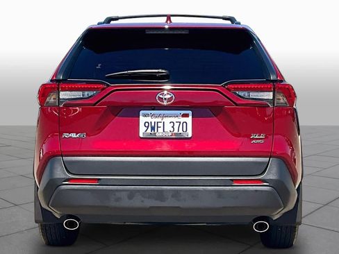 Certified 2025 Toyota RAV4 XLE w/ Convenience Package AWD/4WD image 4