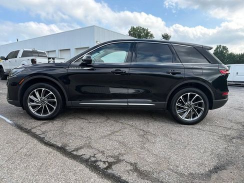 Used 2023 Lincoln Corsair AWD w/ Equipment Group 101A image 10