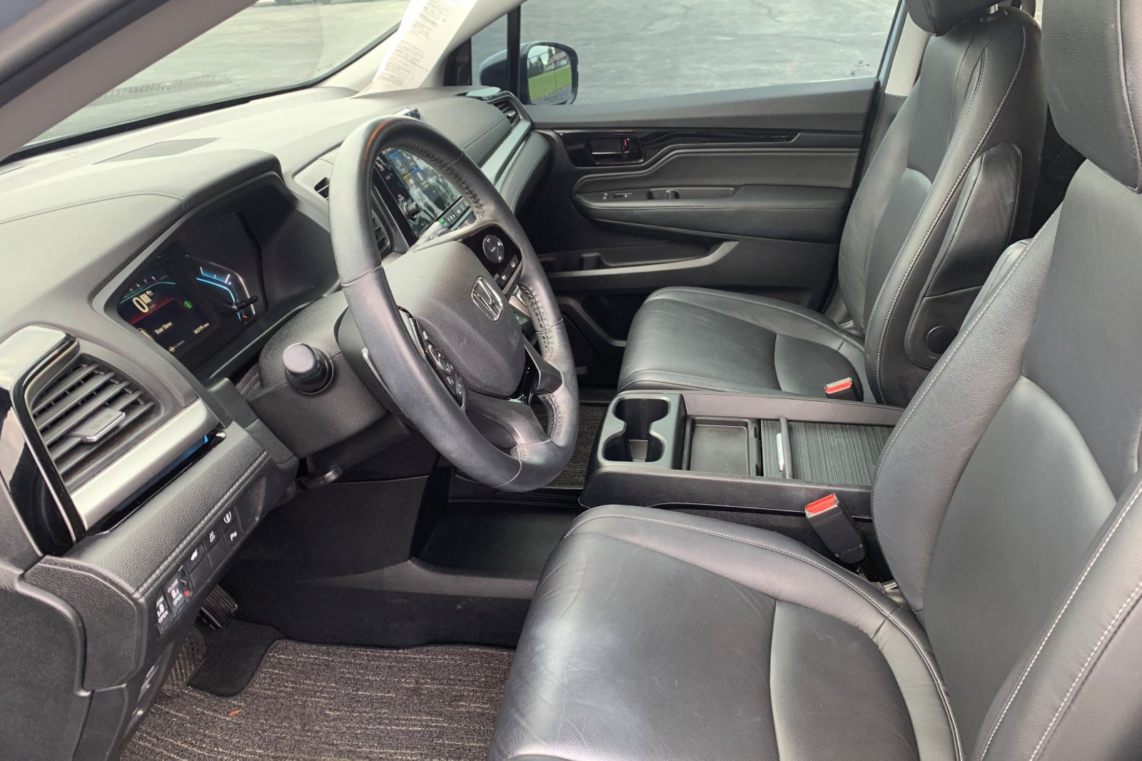 Certified 2024 Honda Odyssey Touring image 12