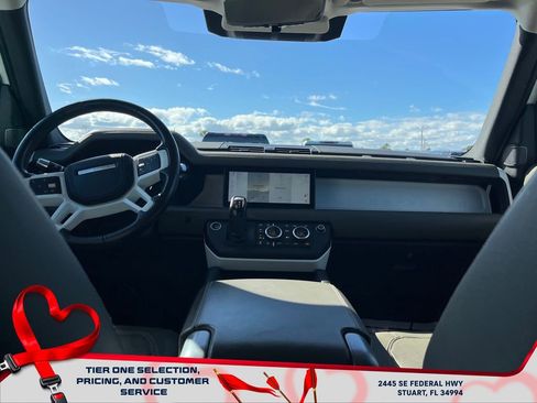 Used 2020 Land Rover Defender 110 HSE image 15