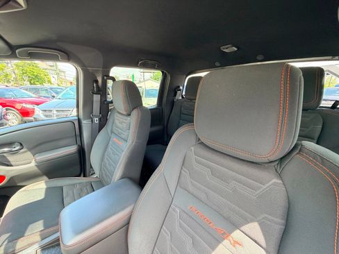 Used 2022 Nissan Frontier PRO-4X AWD/4WD image 14