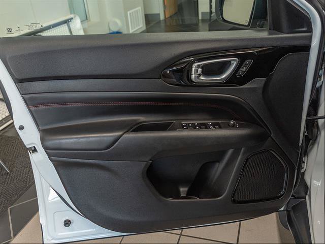 Used 2022 Jeep Compass Trailhawk w/ Trailhawk Elite Group AWD/4WD image 9