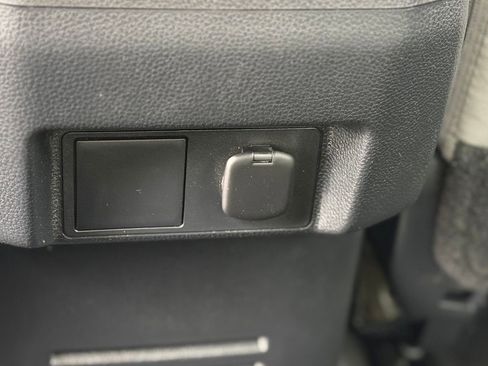 Certified 2024 Toyota Tacoma SR5 image 8