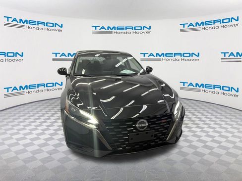 Used 2024 Nissan Altima 2.5 SR FWD image 8
