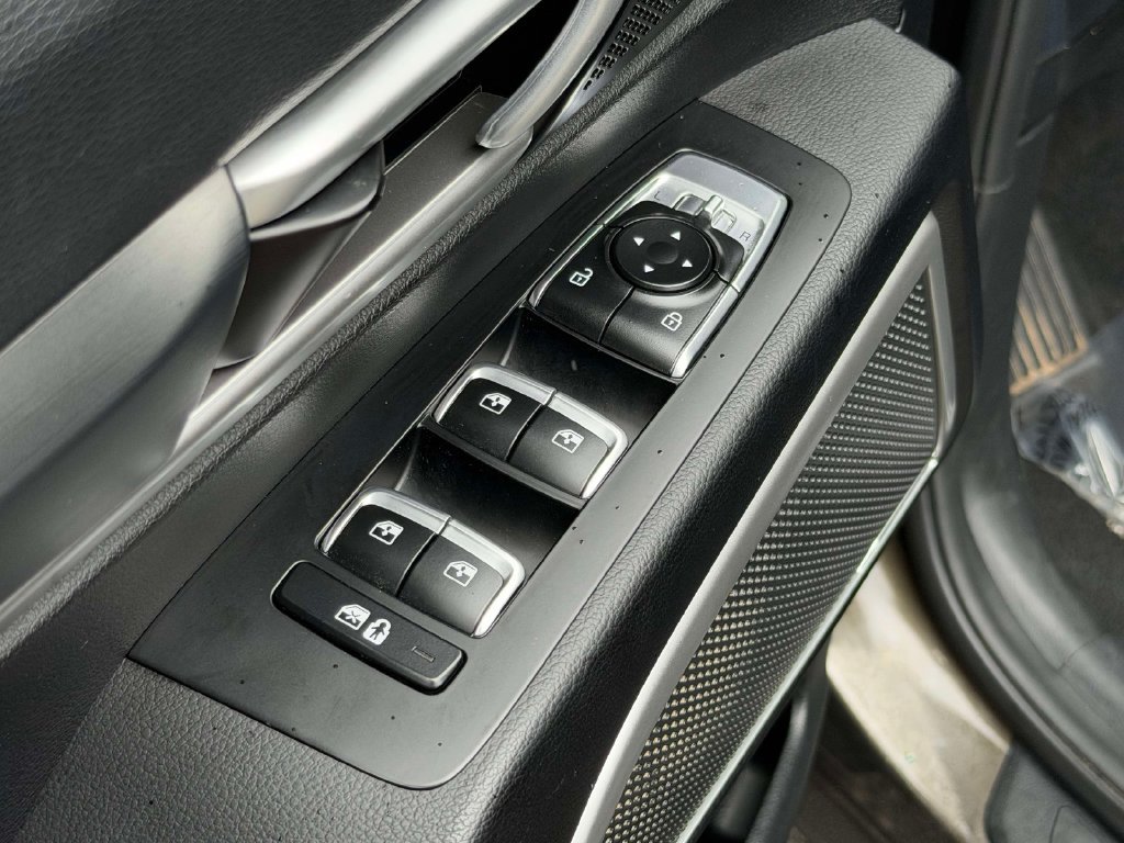 Used 2020 Kia Telluride S AWD/4WD image 13