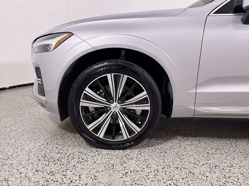 Used 2022 Volvo XC60 B5 Inscription FWD image 10