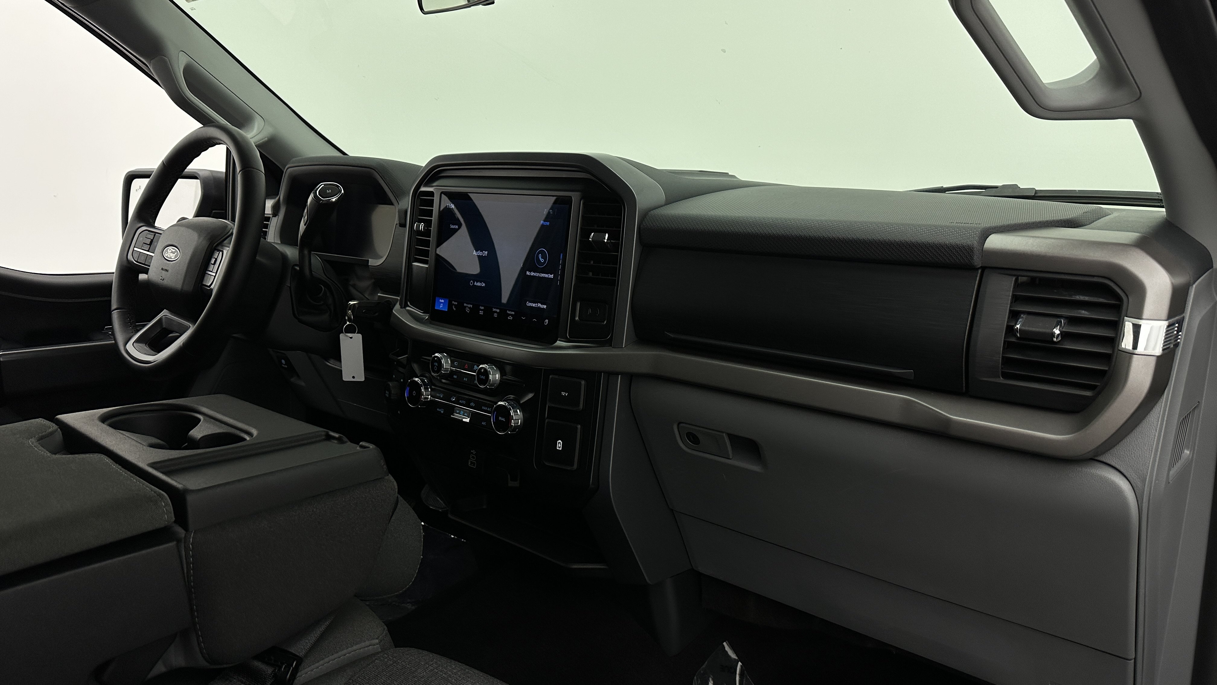 Used 2025 Ford F150 XLT w/ Equipment Group 301A Standard AWD/4WD image 38