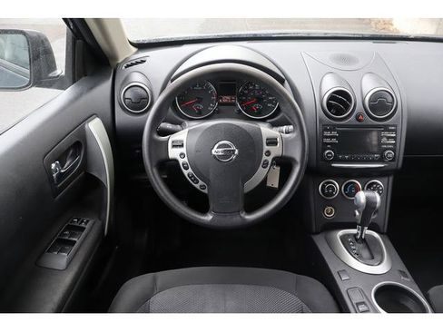 Used 2015 Nissan Rogue S w/ Convenience Package FWD image 10