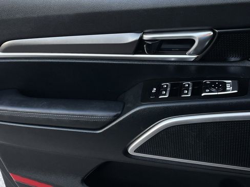 Used 2024 Kia Telluride LX image 20