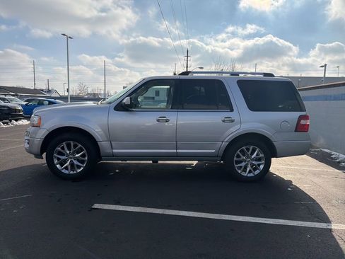 Used 2016 Ford Expedition Limited w/ Equipment Group 301A image 2