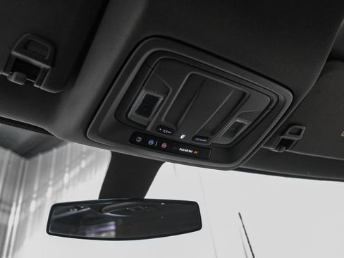 Used 2023 GMC Sierra 2500 Pro w/ Convenience Package image 25