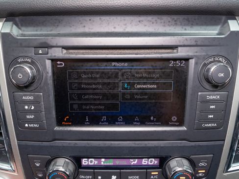 Used 2019 Nissan Titan PRO-4X w/ Pro-4x Convenience Package AWD/4WD image 21