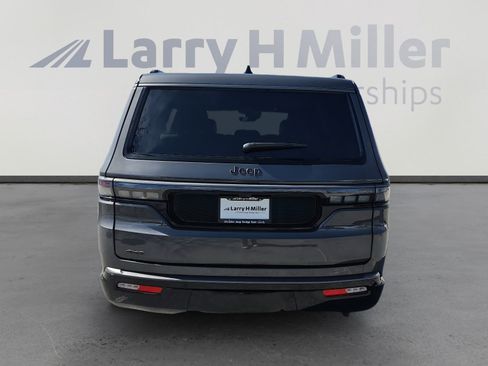 New 2026 Jeep Grand Wagoneer Limited AWD/4WD image 4