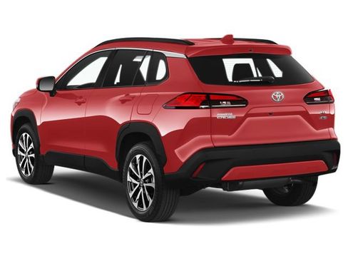 Used 2023 Toyota Corolla Cross XLE FWD image 2
