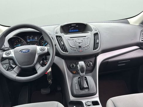 Used 2016 Ford Escape SE FWD image 18