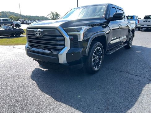 Used 2023 Toyota Tundra Limited image 1