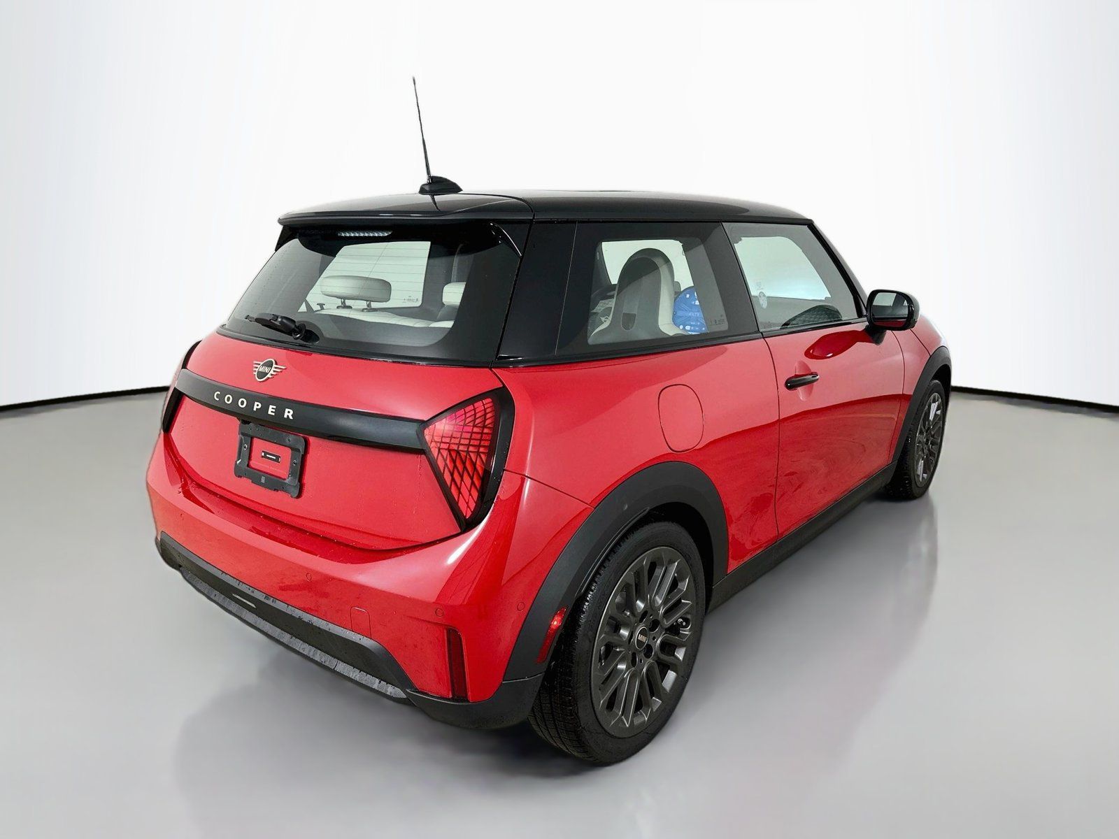 New 2026 MINI Cooper 2-Door Hardtop FWD image 5
