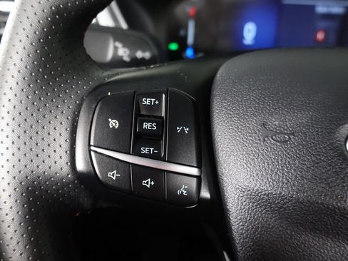 Used 2025 Ford Escape ST-Line AWD/4WD image 37