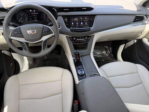 Certified 2023 Cadillac XT5 Premium Luxury w/ Technology Package image 13