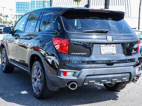 Certified 2023 Honda Passport EX-L image 4