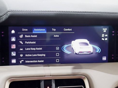 Used 2020 Porsche Taycan Turbo image 26