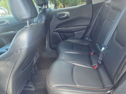 Used 2019 Jeep Compass Limited w/ Safety & Security Group AWD/4WD image 12