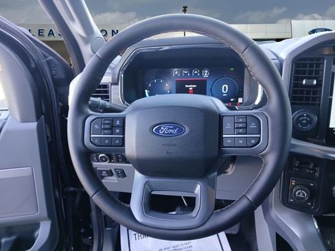 Used 2025 Ford F150 Lariat w/ Equipment Group 501A Mid image 12