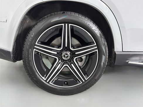 Used 2024 Mercedes-Benz GLE 450 4MATIC image 13