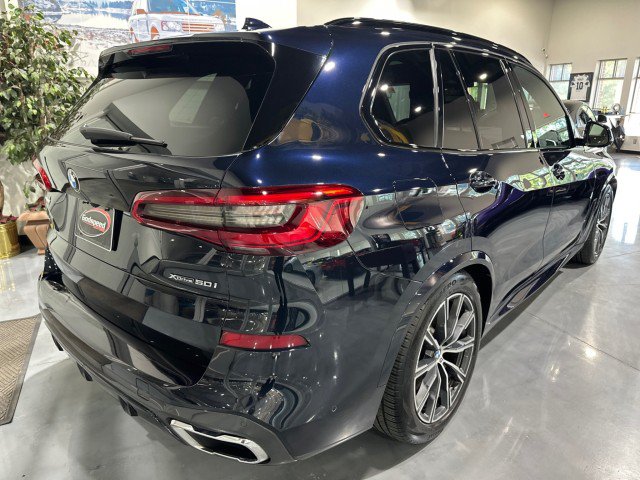Used 2019 BMW X5 xDrive50i w/ M Sport Package AWD/4WD image 27