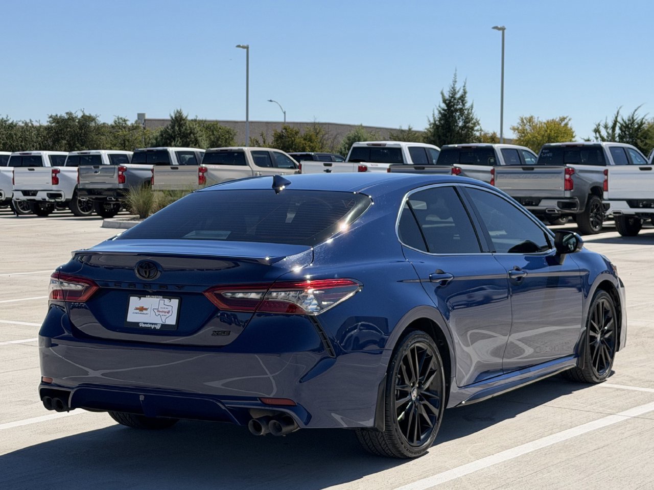 Used 2024 Toyota Camry XSE FWD image 4