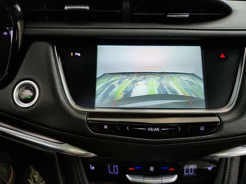 Used 2019 Cadillac XT5 Luxury FWD image 21